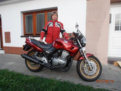 Česká motorkářka po dvou měsících práce v Rakousku.
