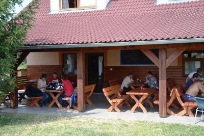 Honem se zašít za bukem a tajně vychutnat pivo,víno a likéry.