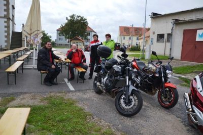Zastávka v Běhařovicích