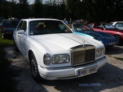 Valášci tajnůstkáři rok jedli suchej chleba a pili vodu z vodovodu a na akci přijeli tímhle.
