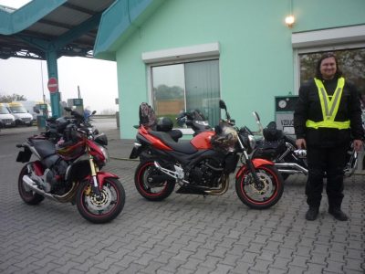 Továrišč Regulovčík, u nás lidově zvanej Svatej za dědinou.