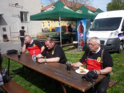 To světaznalí kluci se trefili na první pokus. Holky, nechte si občas poradit od zkušenějších.