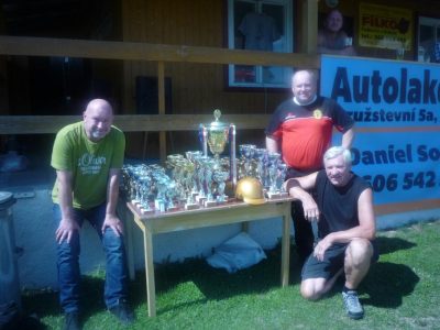 Vítězná trojka: bratři Kalous Ušatý, Kalous Břichatý a a a a nic mě nenapadá. Prostě Láďa.