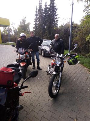 K téhle fotce jen jeden povzdech. Škoda, že jen jednou a ještě jen na srazu. Docela chybíš na akcích.